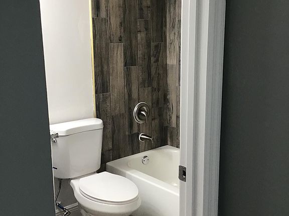 5th image of 1610 S Crystal Lake Dr APT 76