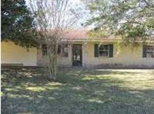 1002 Robin St, Henderson, LA 70517