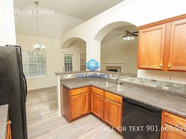 2570 Plum Creek Dr — Photo 10