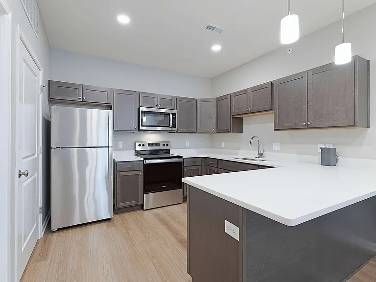 Trailview Apartments at Pioneers Park — Photo 64