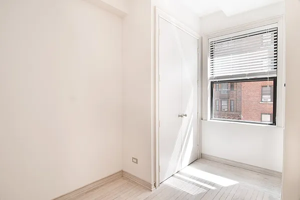 Rented by WAM Partners - William Moses Co. | media 29