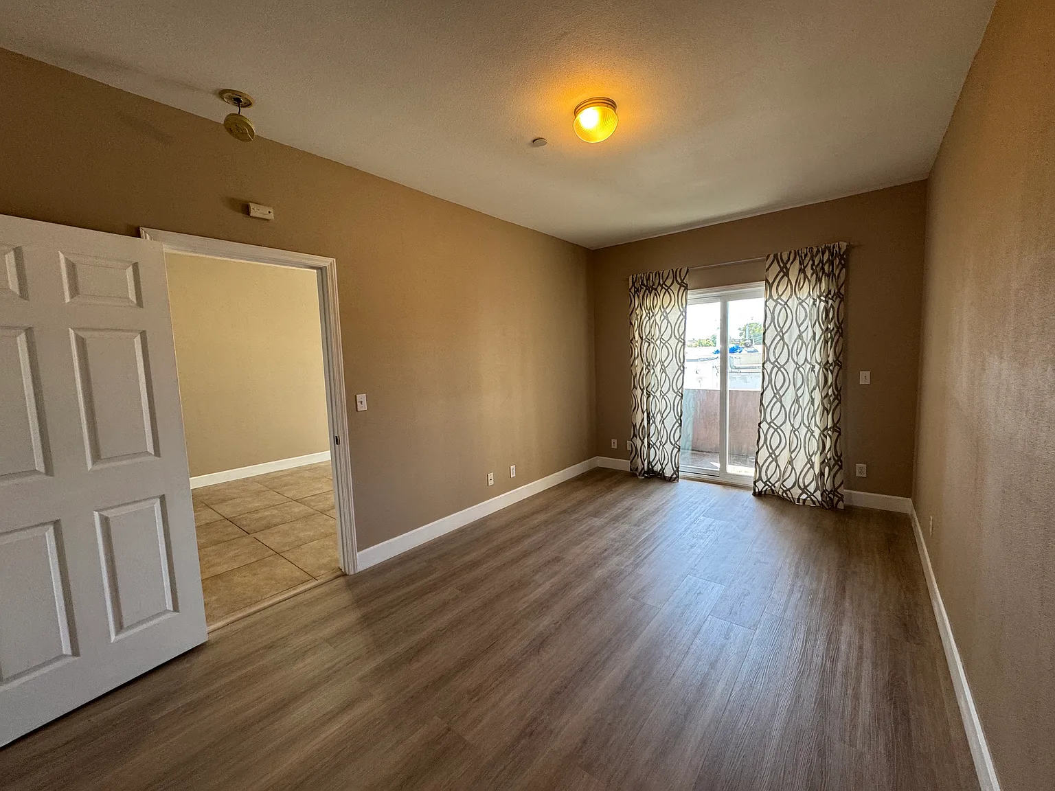 1 bed, $1,900 — Photo 4