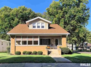 701 S 7th St, Pekin, IL