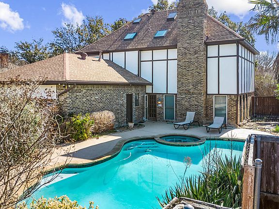 2nd image of 1429 Baffin Bay Dr