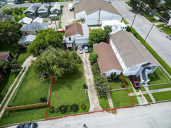 4th image of 4625 Avenue P 1/2