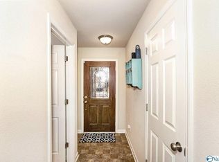 123 Brooklawn Dr, Harvest, AL 35749