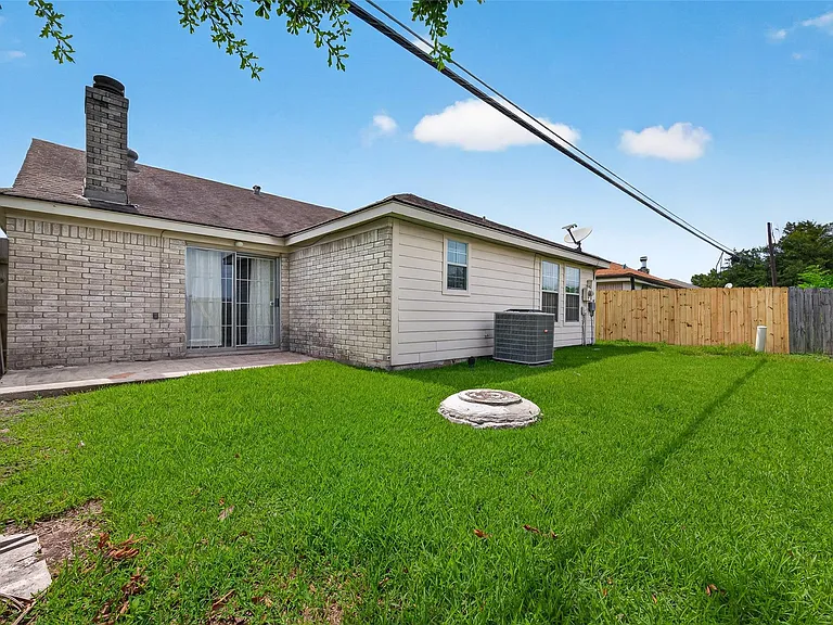 4131 Baynard Dr — Photo 40