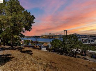 125 Kendall Ave, Crockett, CA 94525