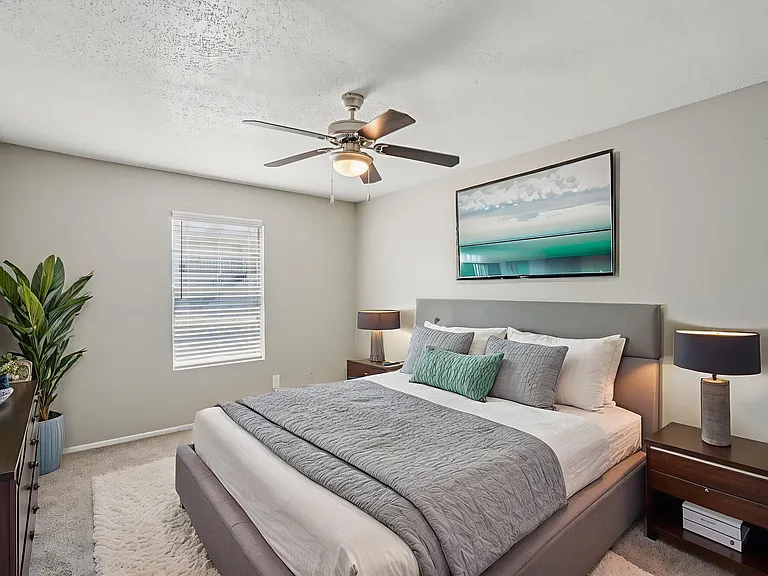 5644 Riverwalk Dr — Photo 25