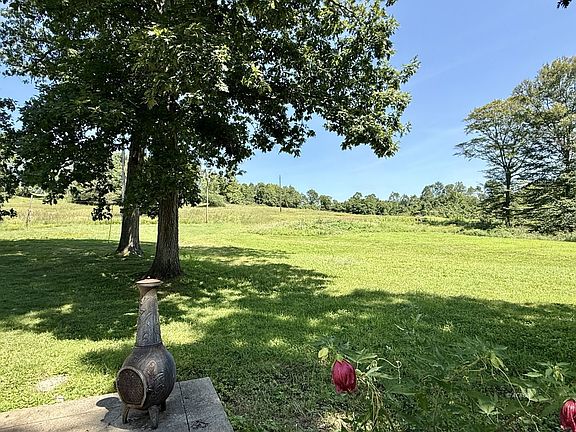 4th image of 6410 Smith Run Rd