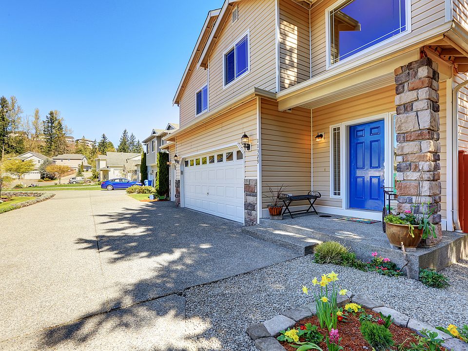 1st image of 11329 177th Ave E