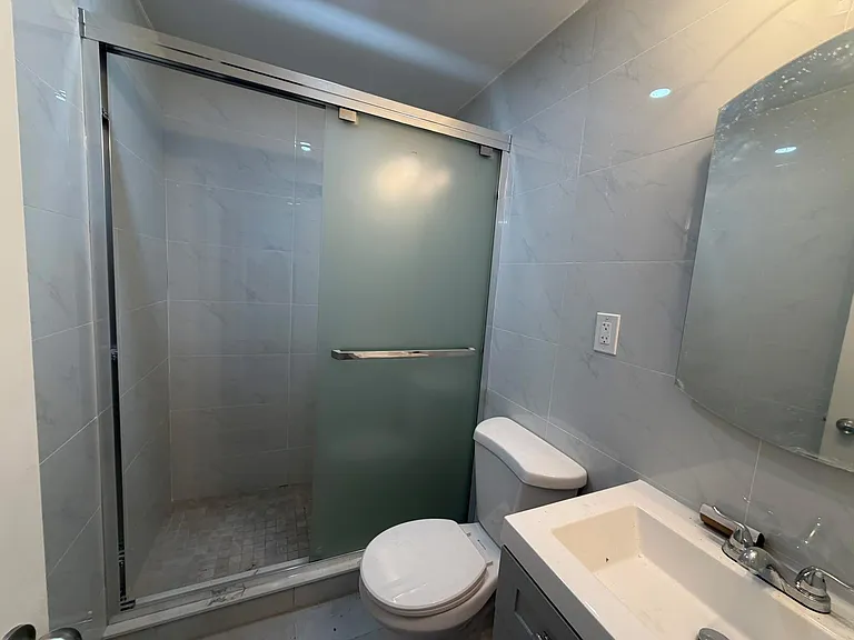 2218 E 27th St #2 — Photo 13