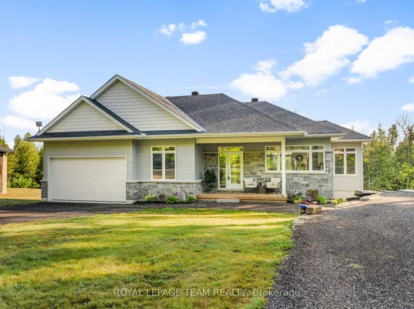 44 Morning Flight Ct, Greater Madawaska, ON K0J 1H0