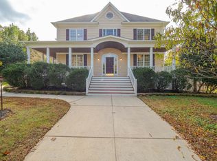 301 Crossway Ln, Holly Springs, NC 27540