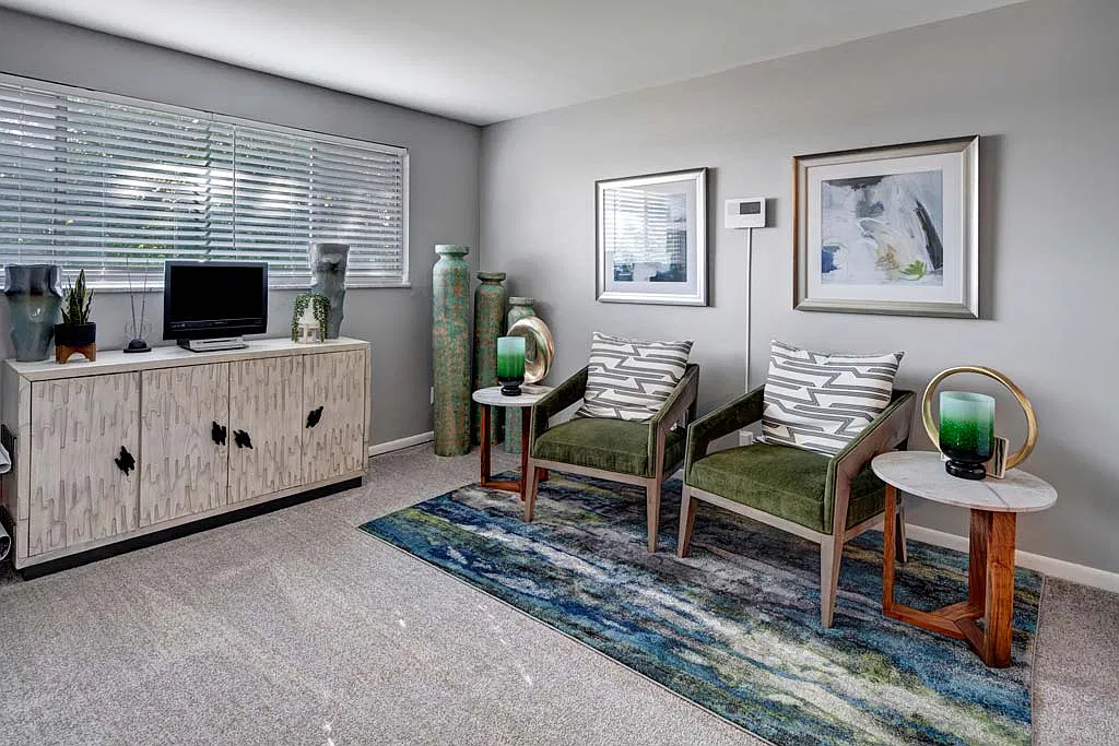 Karl Morse Plaza Apartments — Photo 3