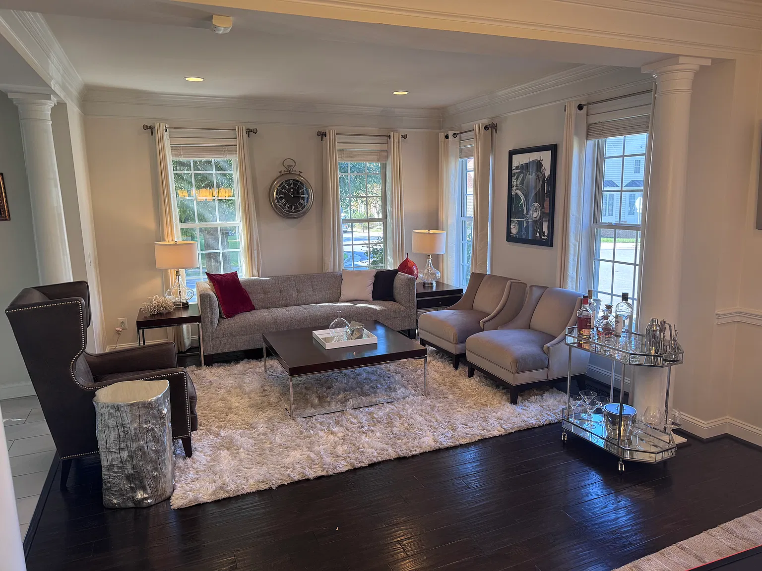 5 bed, 4.5 bath, 5637 sqft, $4,500 — Photo 3