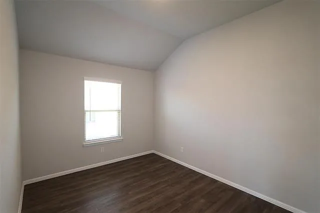 1929 Indian Grass Dr — Photo 2