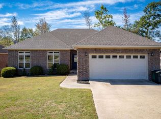 8210 Nora Ln, Sherwood, AR 72120