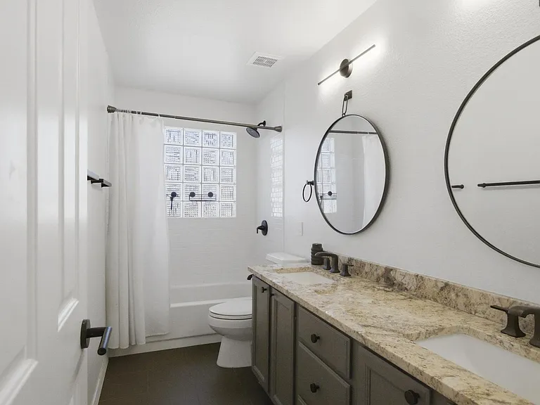 12955 E Mercer Ln — Photo 23