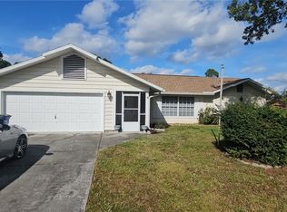 509 E 6th St, Lehigh Acres, FL 33972