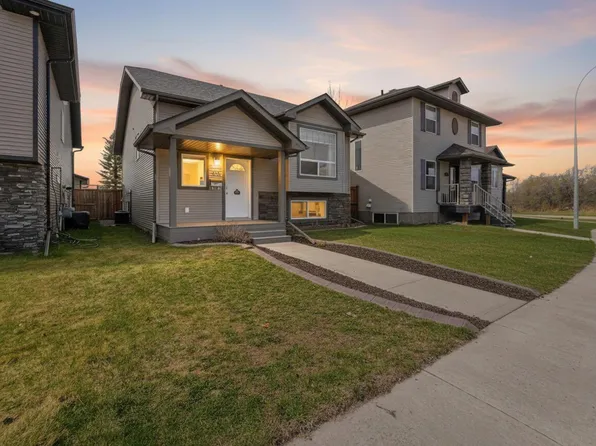 84 Vickers Clos, Red Deer, AB T4R 0E6