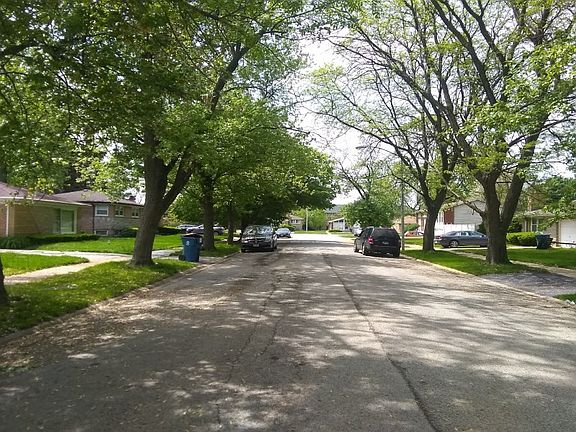 4th image of 16062 University Ave