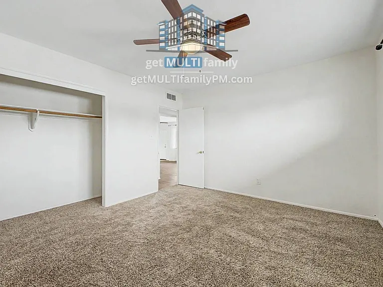 4325 N 26th St #13 — Photo 12