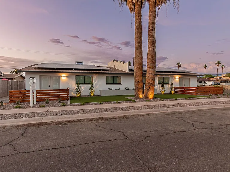 4108 E. Portland Street — Photo 23