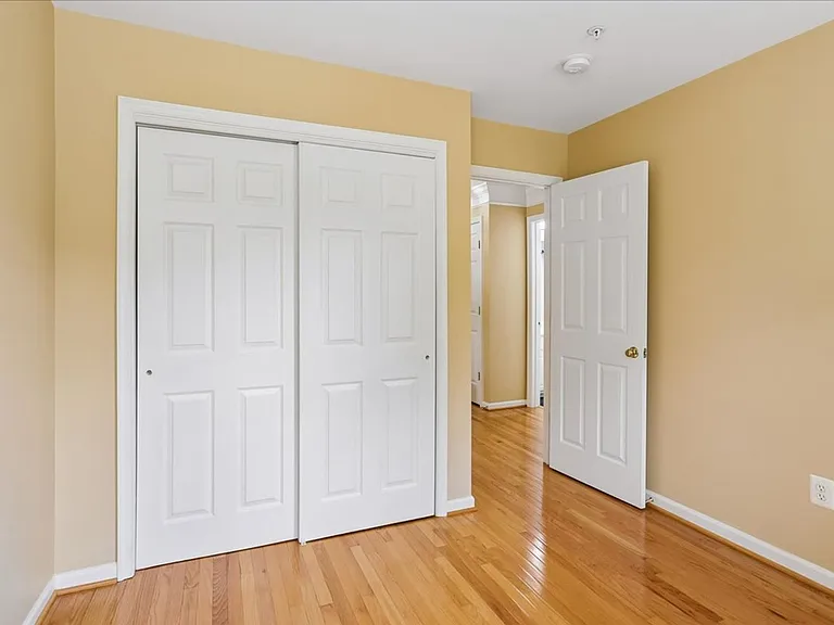 2943 Saint Helen Cir — Photo 22