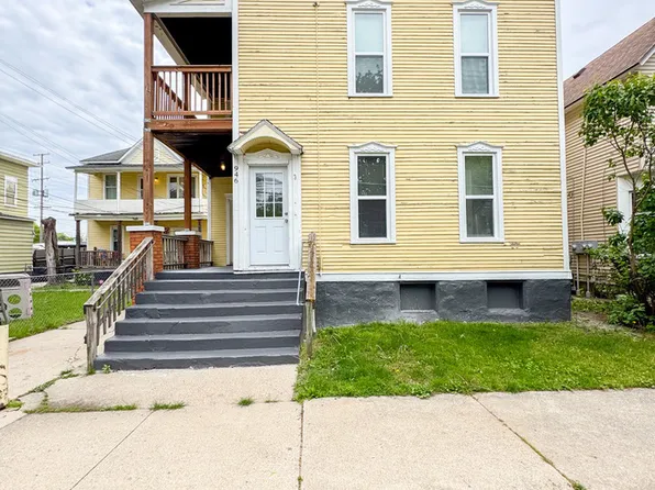 946 Muskegon Ave NW, Grand Rapids, MI