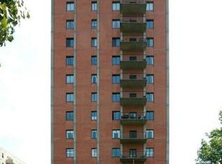 816 S Hanley Rd APT 1C, Saint Louis, MO 63105