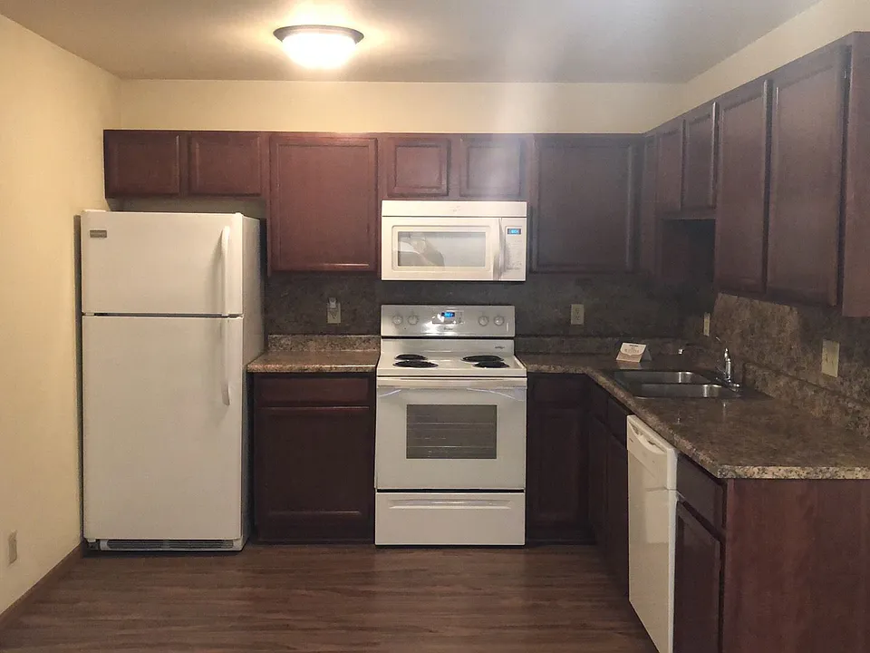 111 Wiggins St