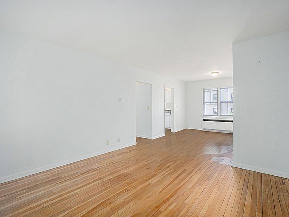 4th image of 2002 S Westnedge Ave #2025