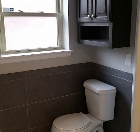 2nd bathroom