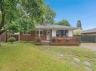 193 Weaver St, Cambridge, ON N3C1W7