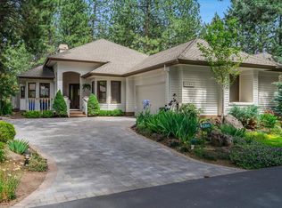 60841 Willow Creek Loop, Bend, OR 97702