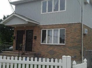 25616 Francis Lewis Blvd, Rosedale, NY 11422