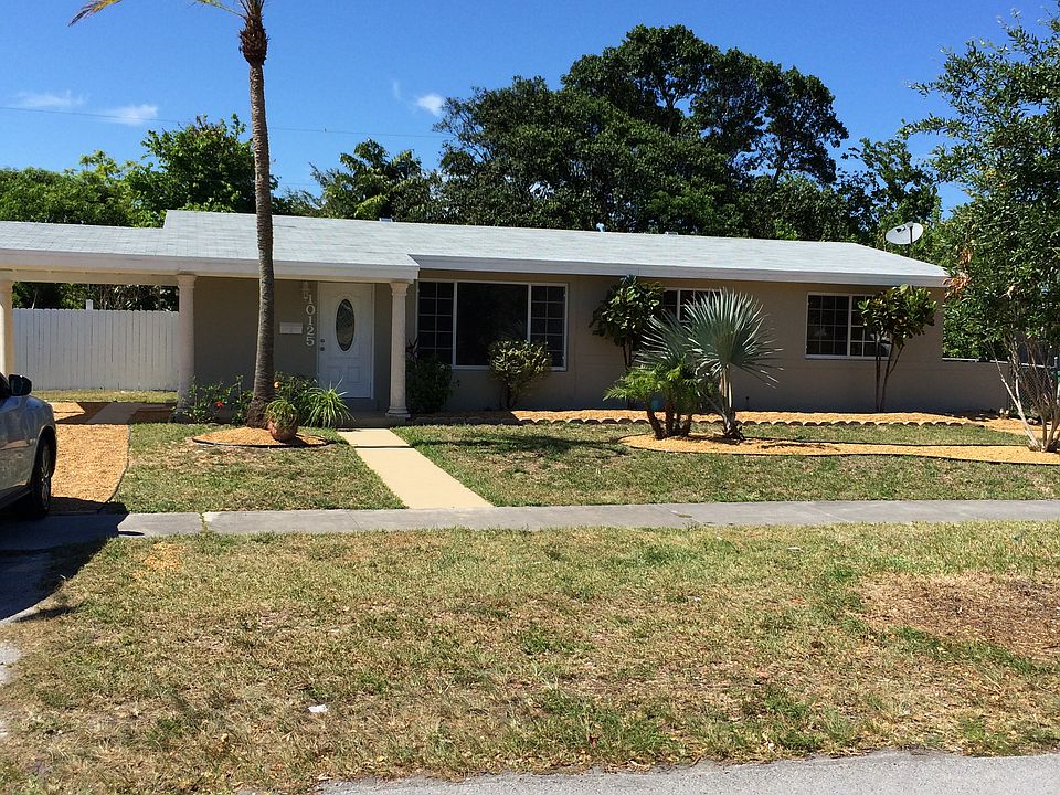 1st image of 10125 Sw 212 St