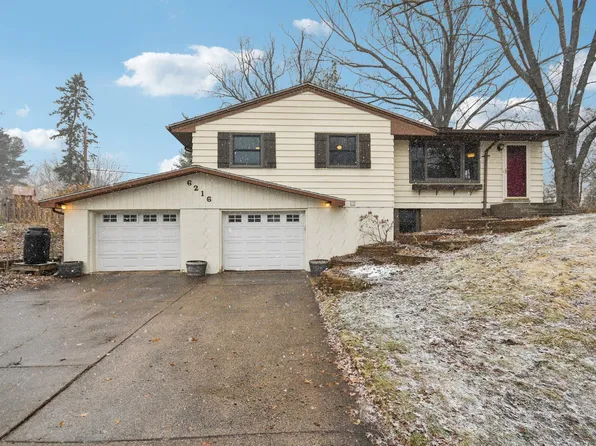 6216 Edgewood Ave, Woodbury, MN 55125