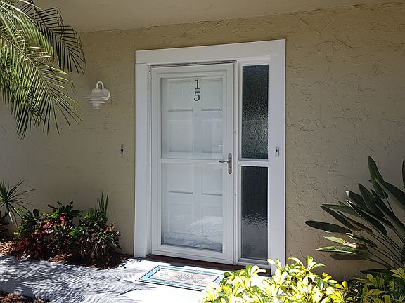 3rd image of 433 S Paula Dr APT 15