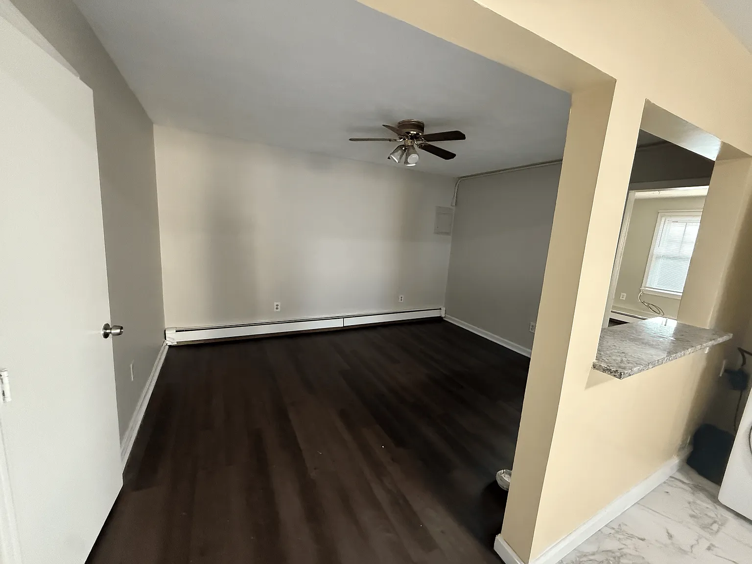 20 Madison St — Photo 3