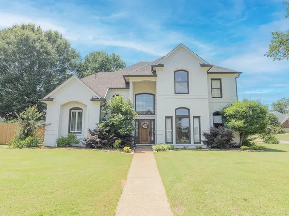 1249 Mintmere Dr, Collierville, TN 38017