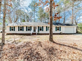1301 Longleaf Ln, Sanford, NC 27330