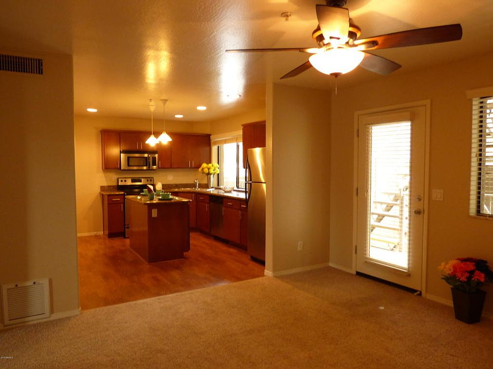 1st image of 724 E Devonshire Ave Unit 205