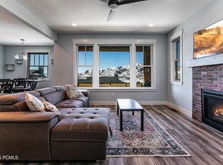 11901 N Shoreline Dr, Hideout, UT 84036