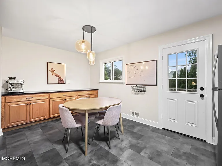 13 Woodland Rd — Photo 18