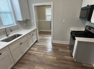 215-19 W Quincy St #3-217, Riverside, IL 60546