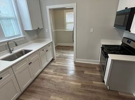 215-19 West Quincy Street, 3-217