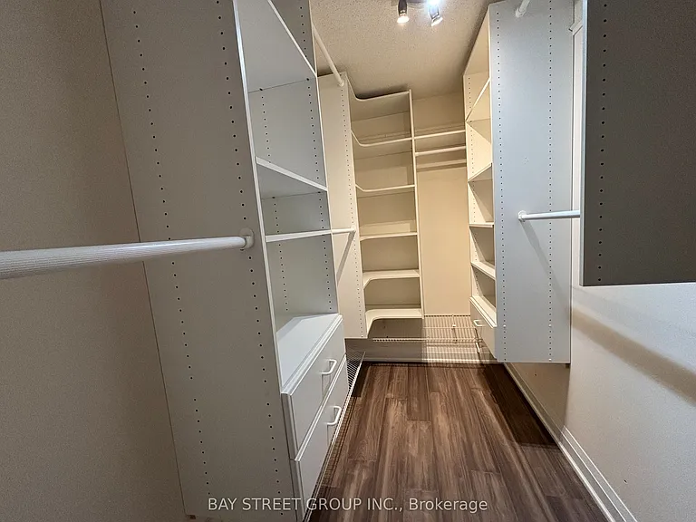 63 Grand Oak Dr — Photo 13