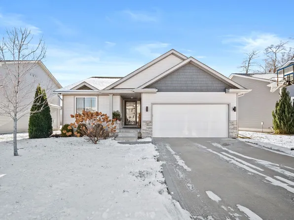 307 SW 48th St, Ankeny, IA 50023